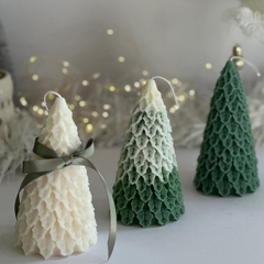 Christmas tree soy wax candle in assorted colour and fragrance - Set of 2