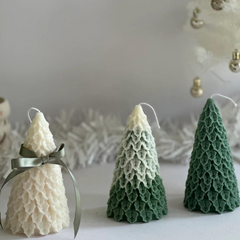 Christmas tree soy wax candle in assorted colour and fragrance - Set of 2