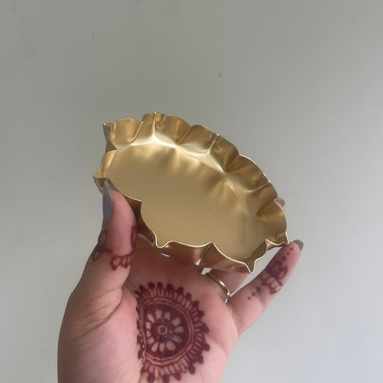 Brass Lotus Metal Urli 4.5 inch