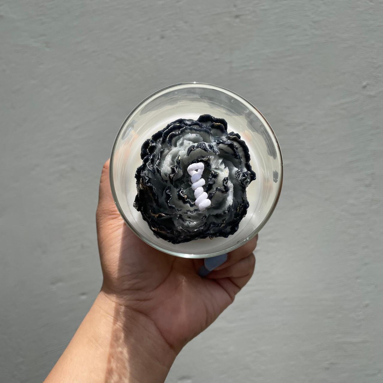 Beauty In Black Candle