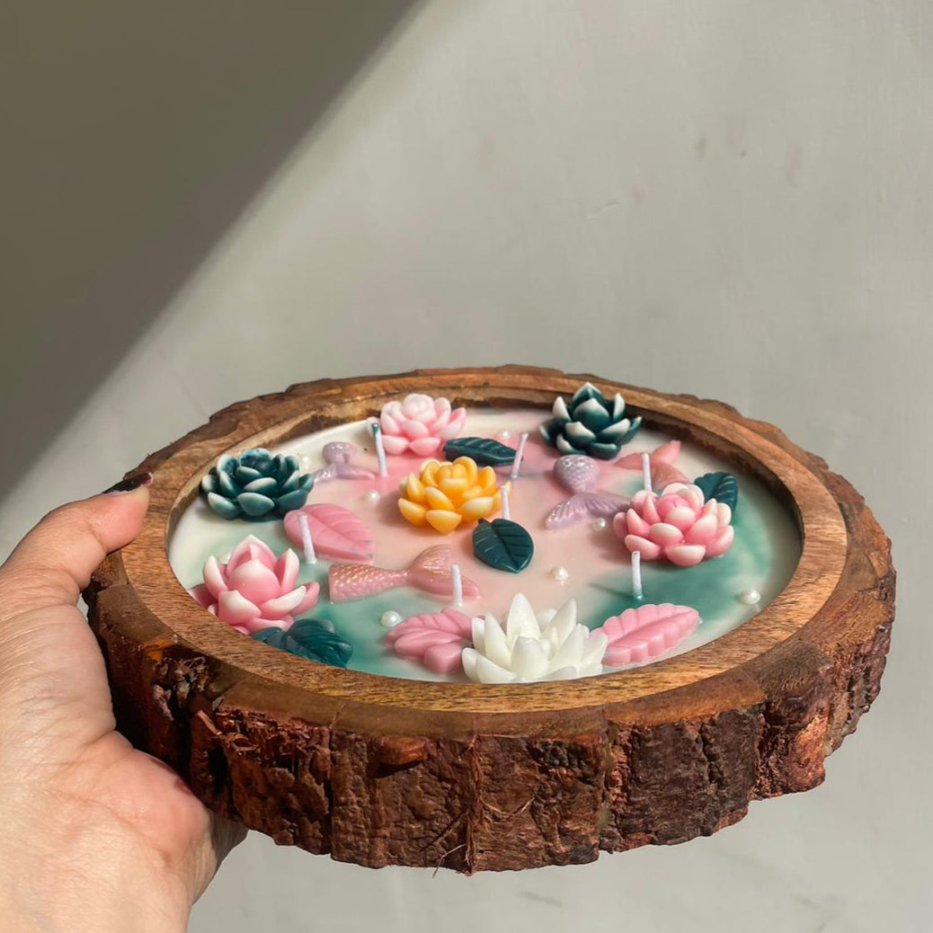 Floating Lotus & Fish Scented Candle